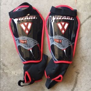 Vizari unused adult shin guards